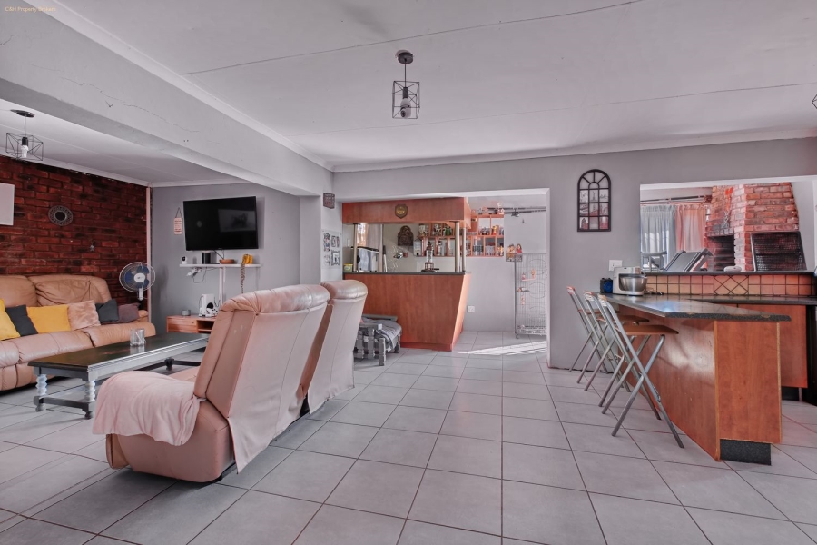 2 Bedroom Property for Sale in Azalea Park Eastern Cape